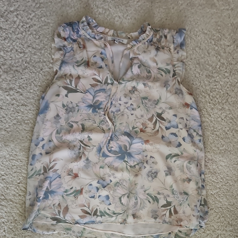Rose & Olive Gray Tan Ruffled Blouse